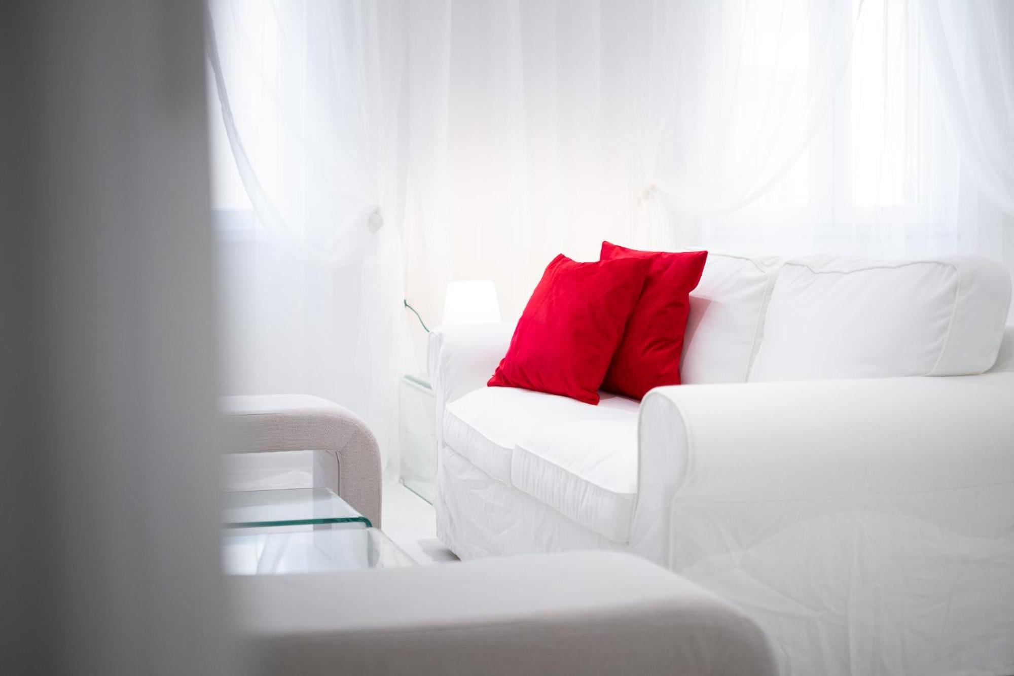 Crystal Apartment
